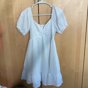 Lantern sleeve white summer dress